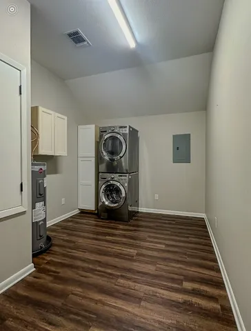 $675,000 | 1145 Private Road 2102, Giddings, TX 78942