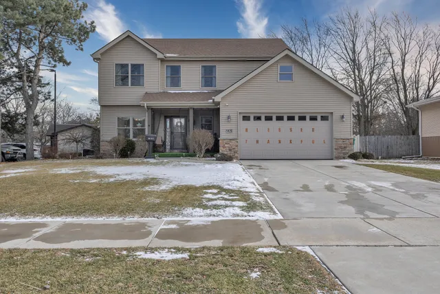 $575,000 | 9031 Columbia Avenue, Munster, IN 46321