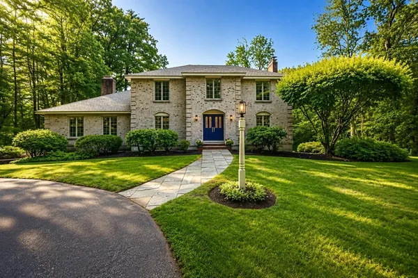 $2,550,000 | 25 Laxfield Road, Weston, MA 02493