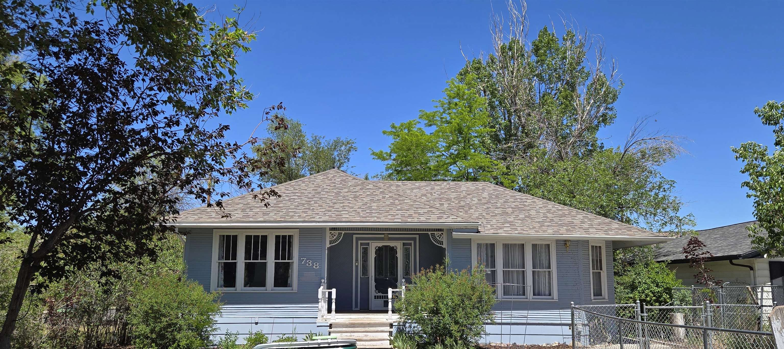 738 Clark Street Thermopolis, WY 82443 - Photo 1 of 19