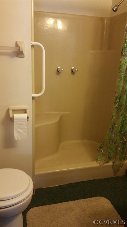12620 Spring Run Road Chesterfield, VA 23832 - Photo 24 of 26 view of a bathroom with a sink and a mirror