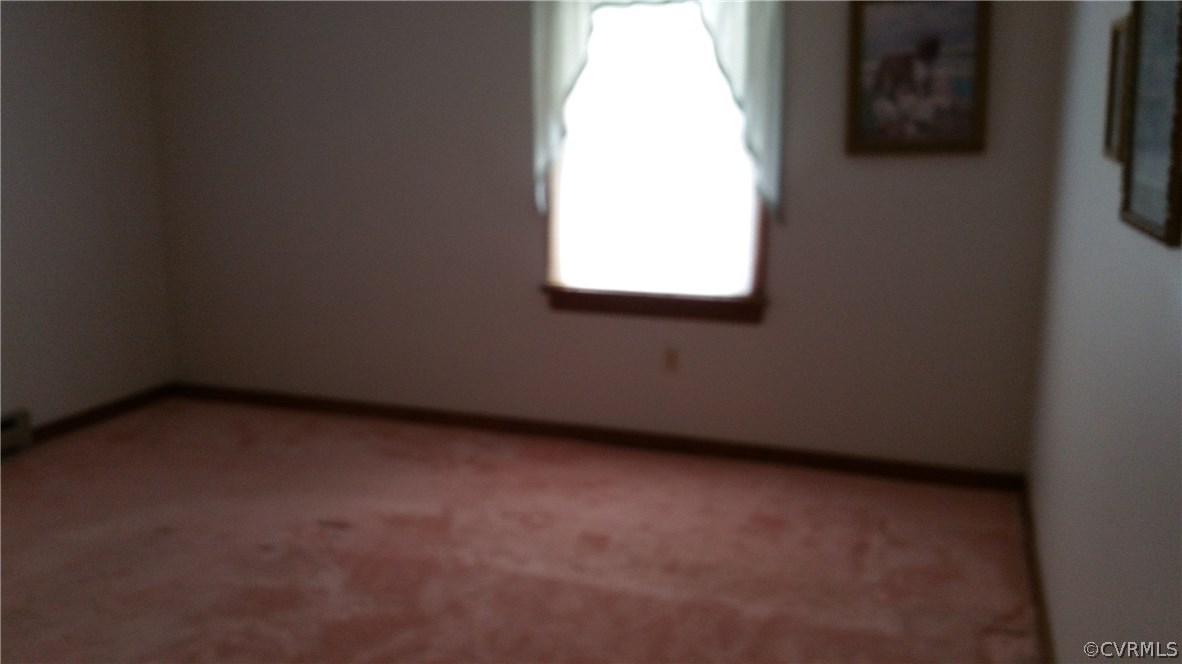 12620 Spring Run Road Chesterfield, VA 23832 - Photo 25 of 26 a view of an empty room with a window