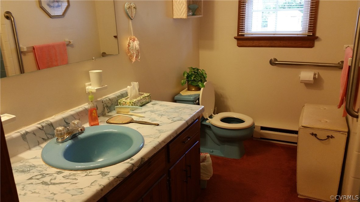 12620 Spring Run Road Chesterfield, VA 23832 - Photo 26 of 26 a bathroom with a granite countertop sink and a mirror