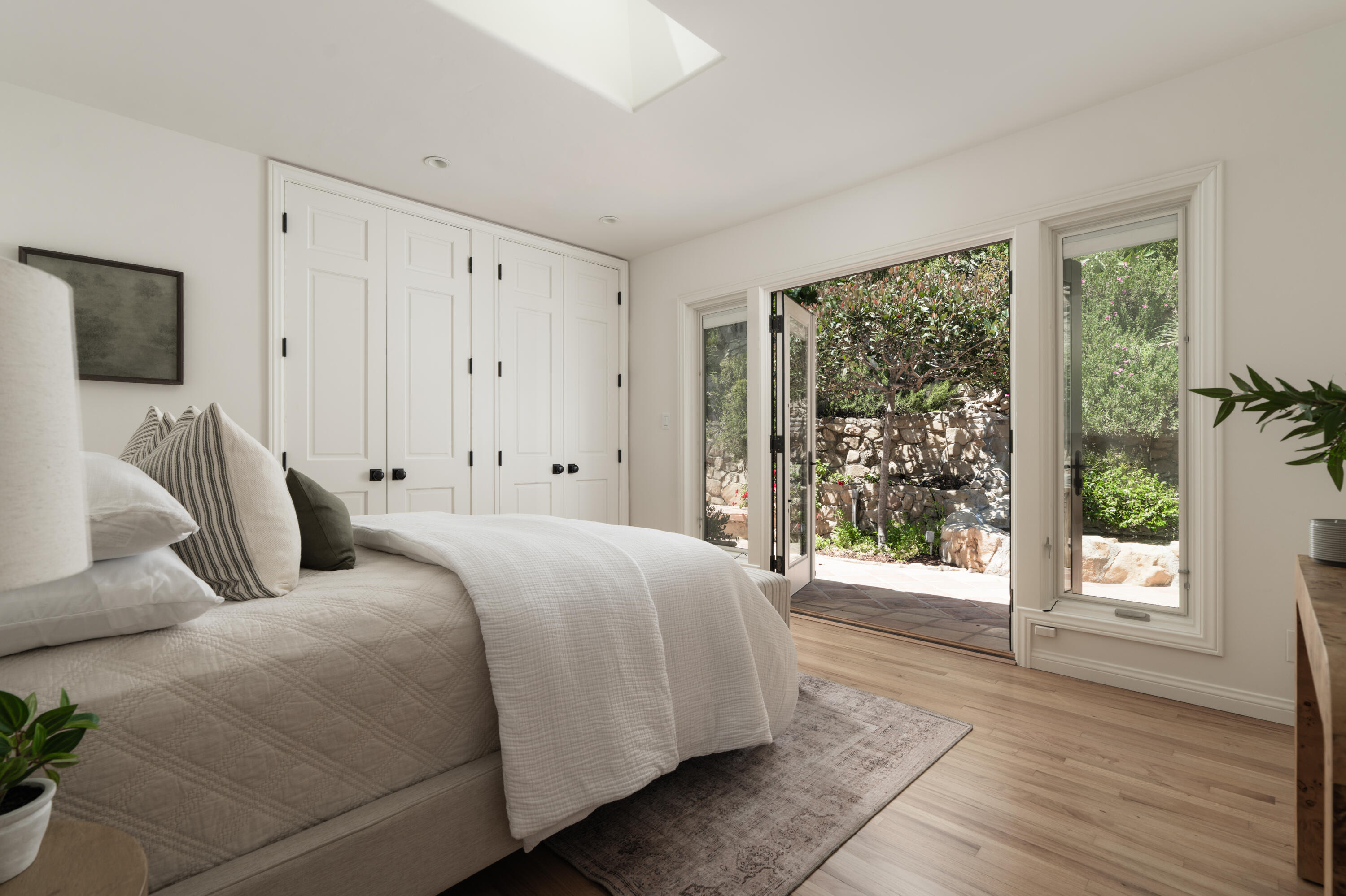 1416 Dover Road Santa Barbara, CA 93103 - Photo 16 of 22 Bedroom 3
