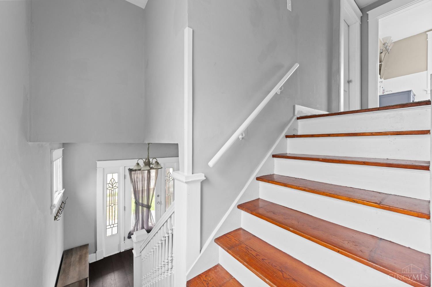 6505 Madison Road Cincinnati, OH 45227 - Photo 10 of 27