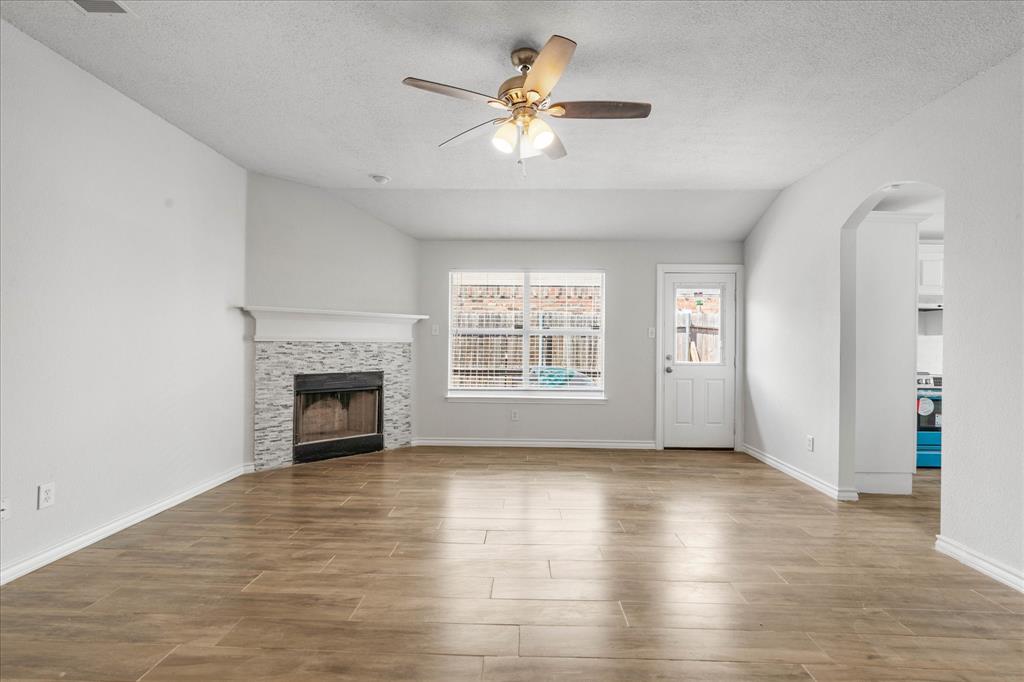 2732 Brea Canyon Road Fort Worth, TX 76108 - Photo 7 of 30