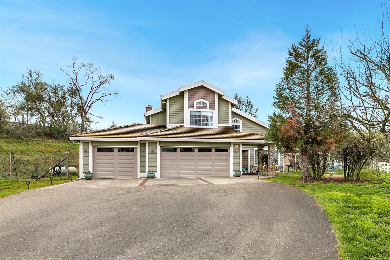 6150 Hagen Ranch Road, Placerville, CA 95667 Compass