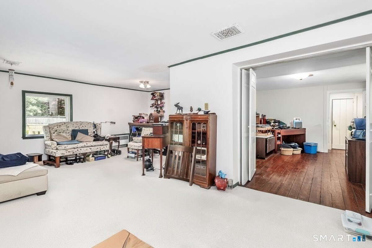 199 Berkshire Road Newtown, CT 06482 - Photo 24 of 40