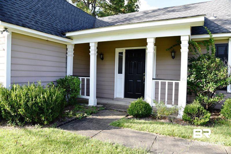 5362 Salmon Court Mobile, AL 36693 - Photo 2 of 21