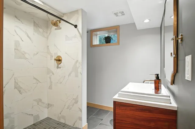 $720,000 | 3121 South Manito Boulevard, Spokane, WA 99203