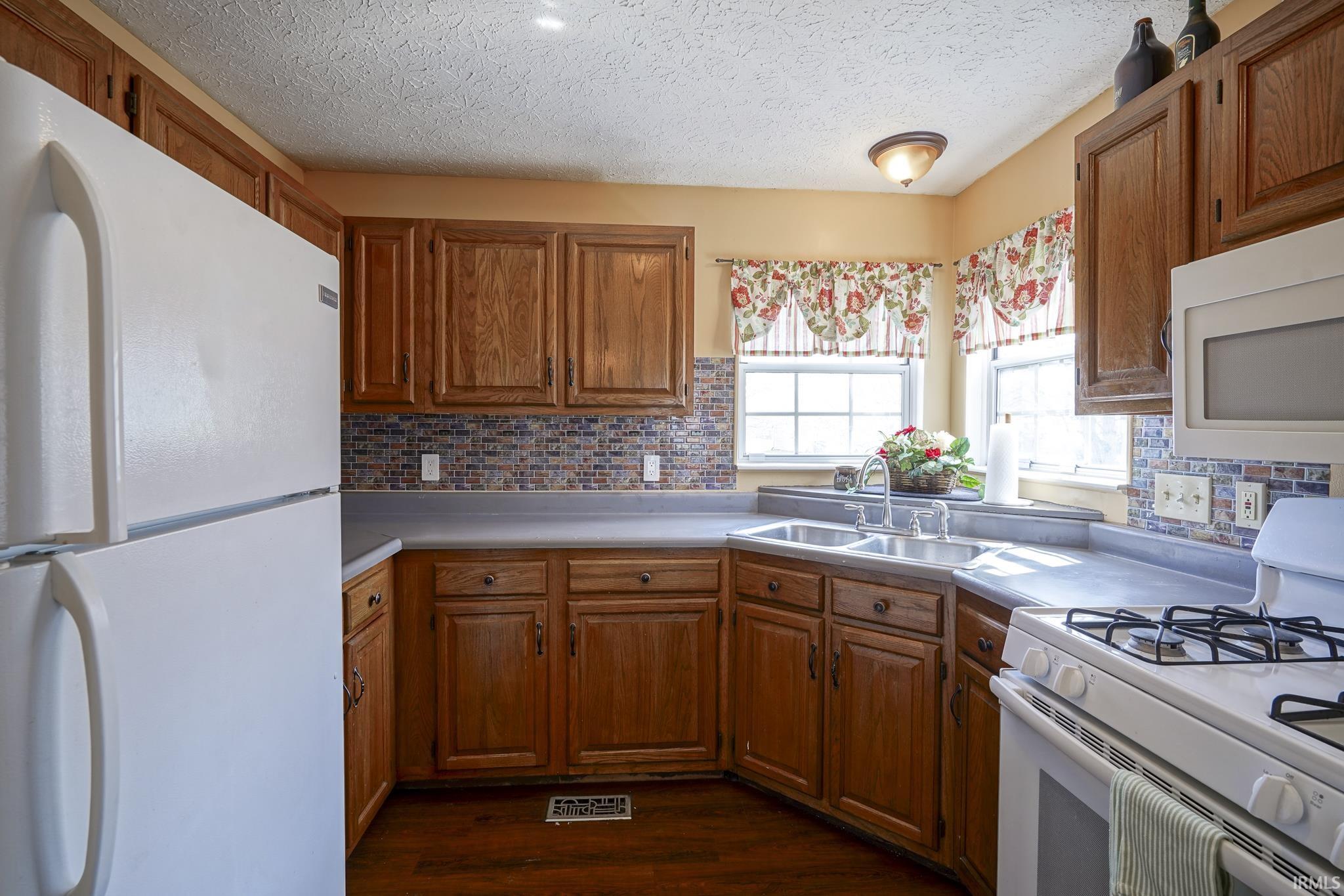 3440 Coventry Lane Lafayette, IN 47909 - Photo 14 of 36