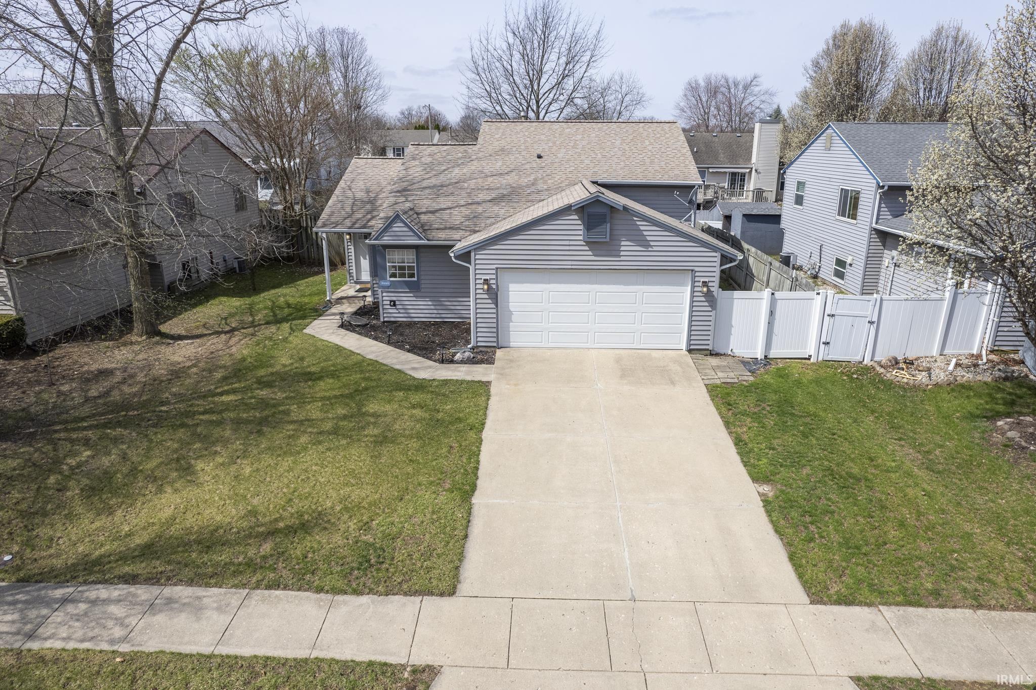 3440 Coventry Lane Lafayette, IN 47909 - Photo 4 of 36