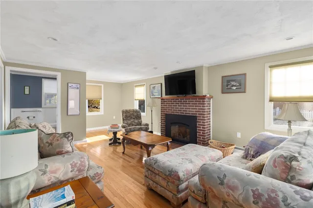 $1,250,000 | 120 Chestnut Avenue, Narragansett, RI 02882