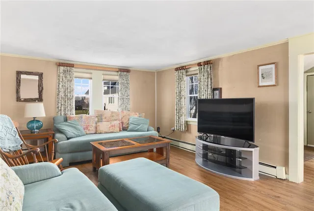 $1,250,000 | 120 Chestnut Avenue, Narragansett, RI 02882