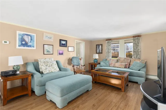 $1,250,000 | 120 Chestnut Avenue, Narragansett, RI 02882