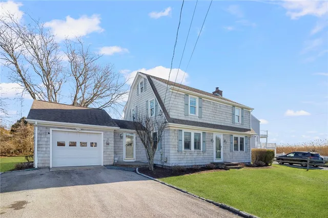 $1,250,000 | 120 Chestnut Avenue, Narragansett, RI 02882