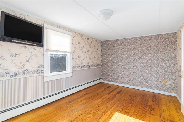 $1,250,000 | 120 Chestnut Avenue, Narragansett, RI 02882