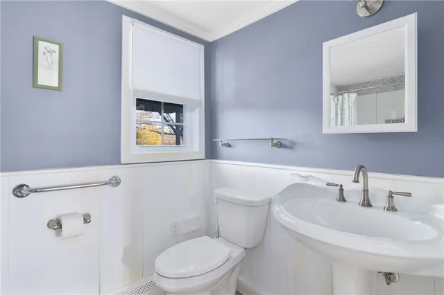 $1,250,000 | 120 Chestnut Avenue, Narragansett, RI 02882