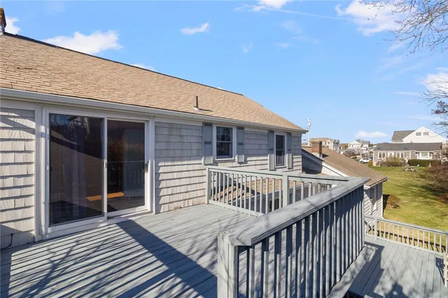$1,250,000 | 120 Chestnut Avenue, Narragansett, RI 02882