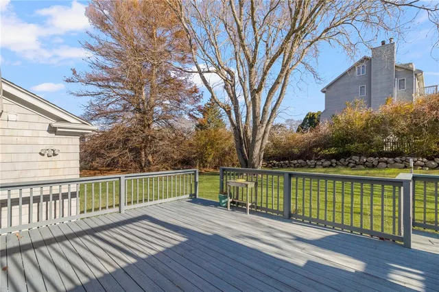 $1,250,000 | 120 Chestnut Avenue, Narragansett, RI 02882