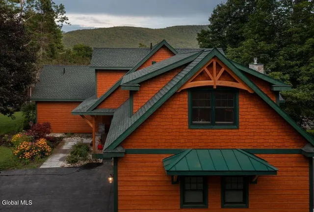 $4,300,000 | 44 Christiana Court, Lake George, NY 12845