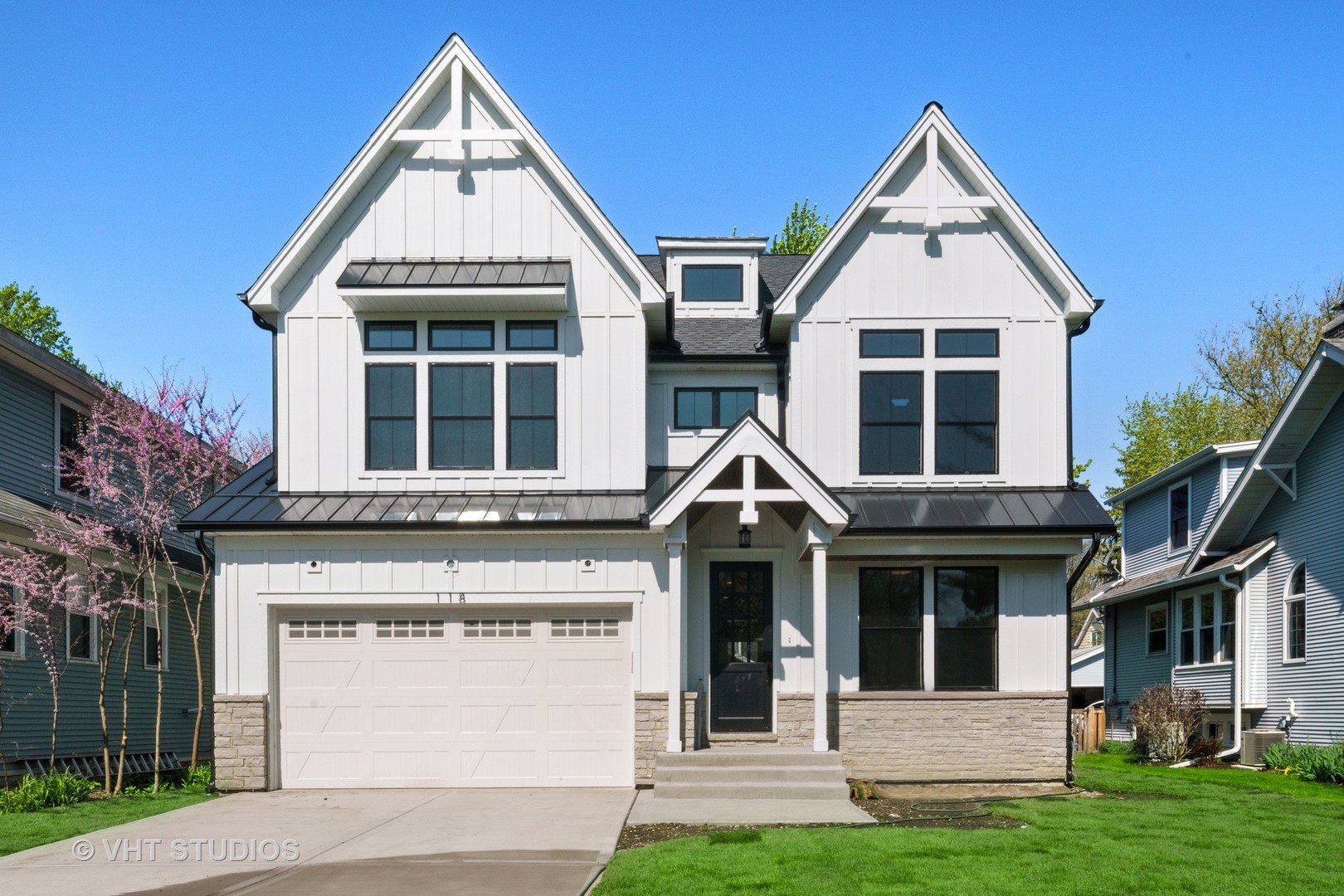 118 Pine Street Elmhurst, IL 60126 - Photo 2 of 33