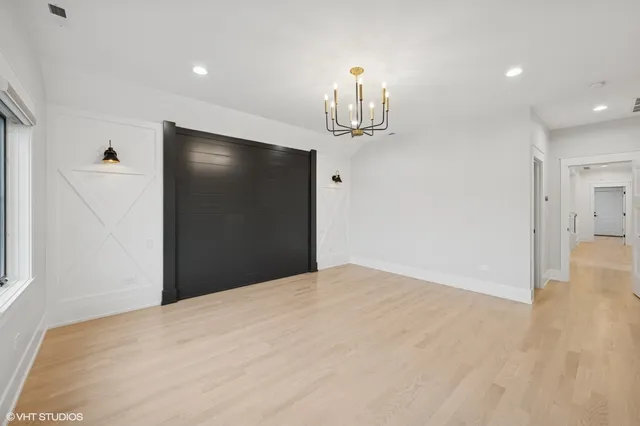 $1,995,000 | 2411 Woodlawn Road, Northbrook, IL 60062