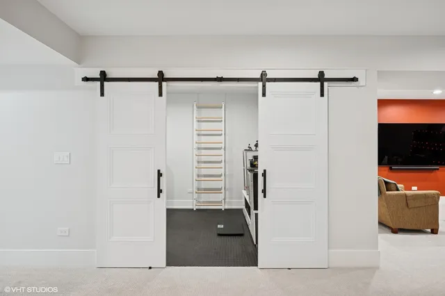 $1,995,000 | 2411 Woodlawn Road, Northbrook, IL 60062