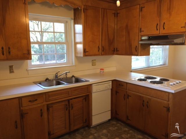 198 East Boiling Spring Road, Unit E Southport, NC 28461 - Photo 6 of 19 Additional Photo