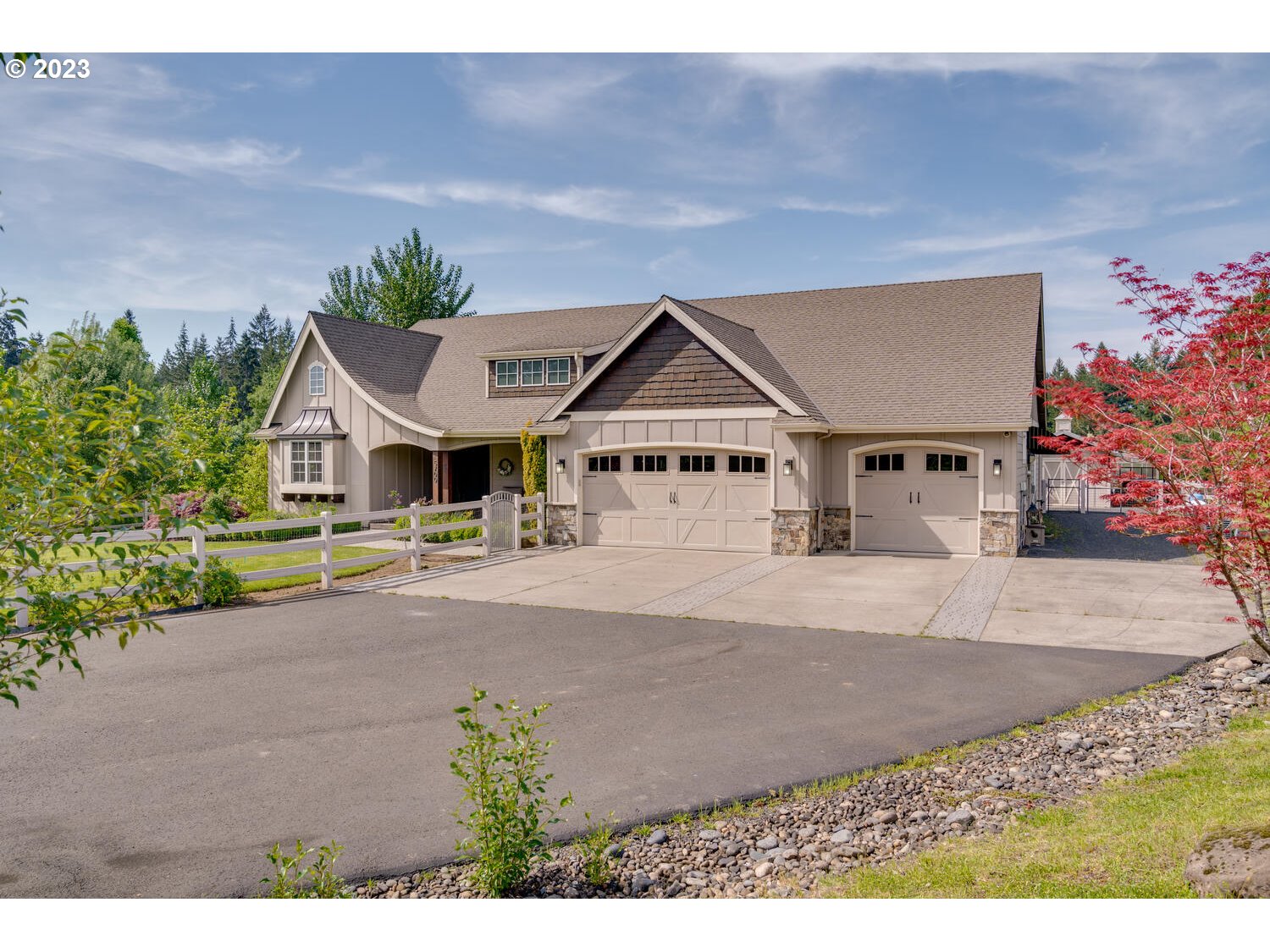 5700 Northwest 304th Street Ridgefield, WA 98642 - Photo 2 of 37 a view of house and street