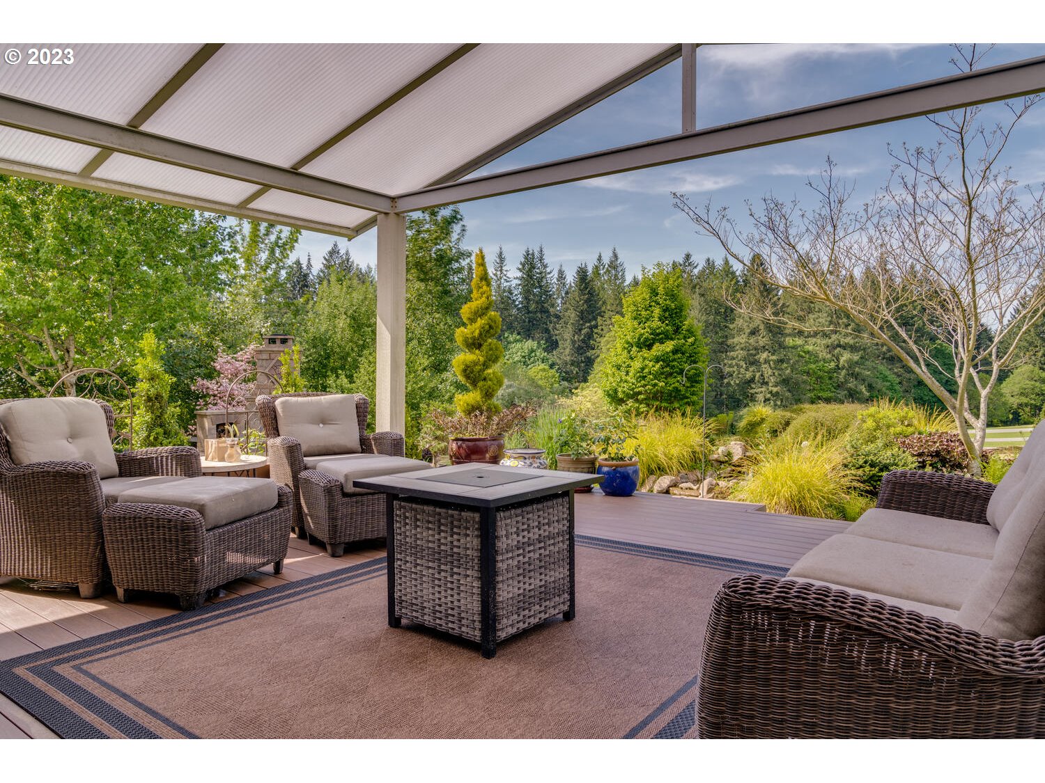 5700 Northwest 304th Street Ridgefield, WA 98642 - Photo 28 of 37 a living room filled with furniture and a large window