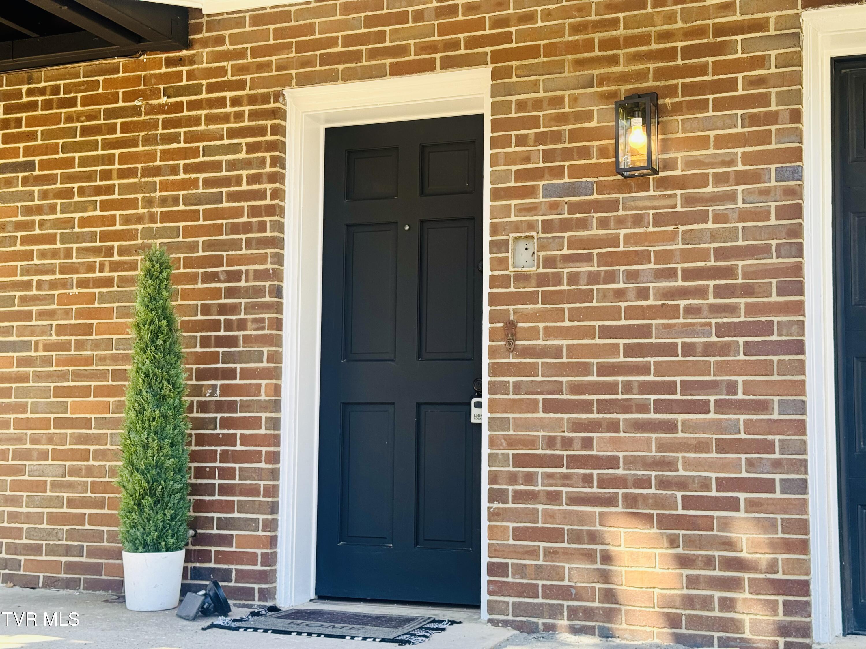 2 Rovan Court Johnson City, TN 37601 - Photo 3 of 86 IMG_9601