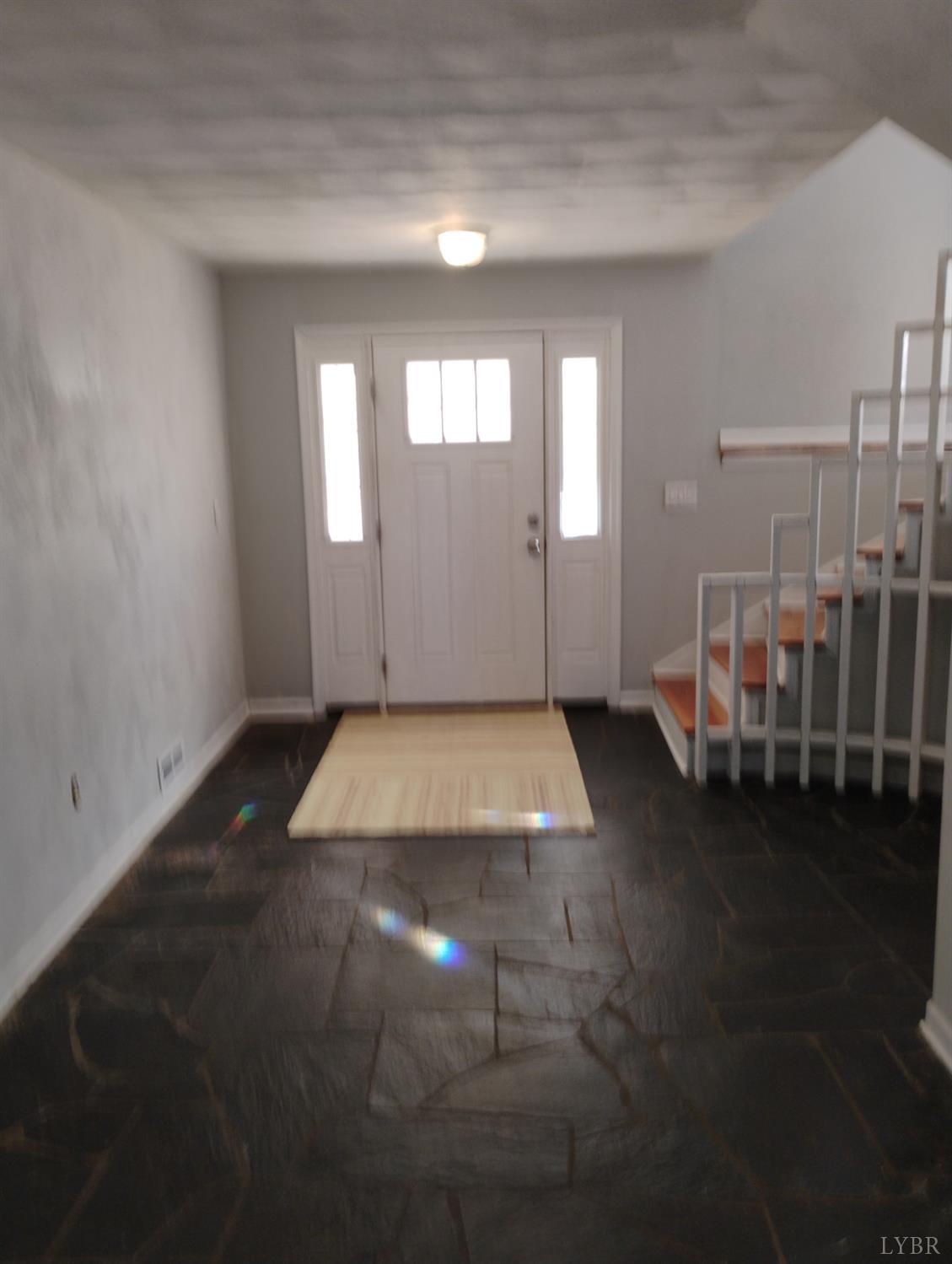 1316 Dudley Road Moneta, VA 24121 - Photo 7 of 61 FOYER