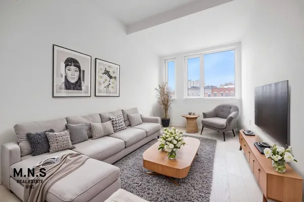 $3,413 | 531 West 159th Street, Unit 6C | Washington Heights