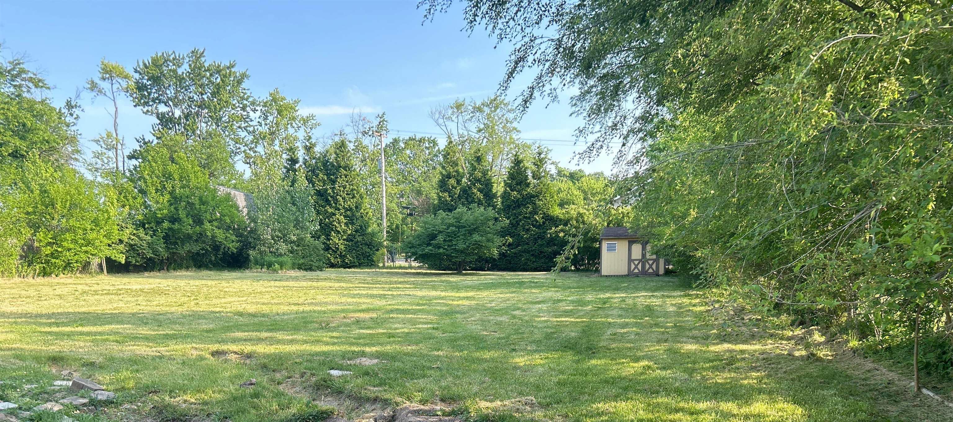 525 Stratton Road Fort Wayne, IN 46825 - Photo 3 of 18 Gallery Image 3