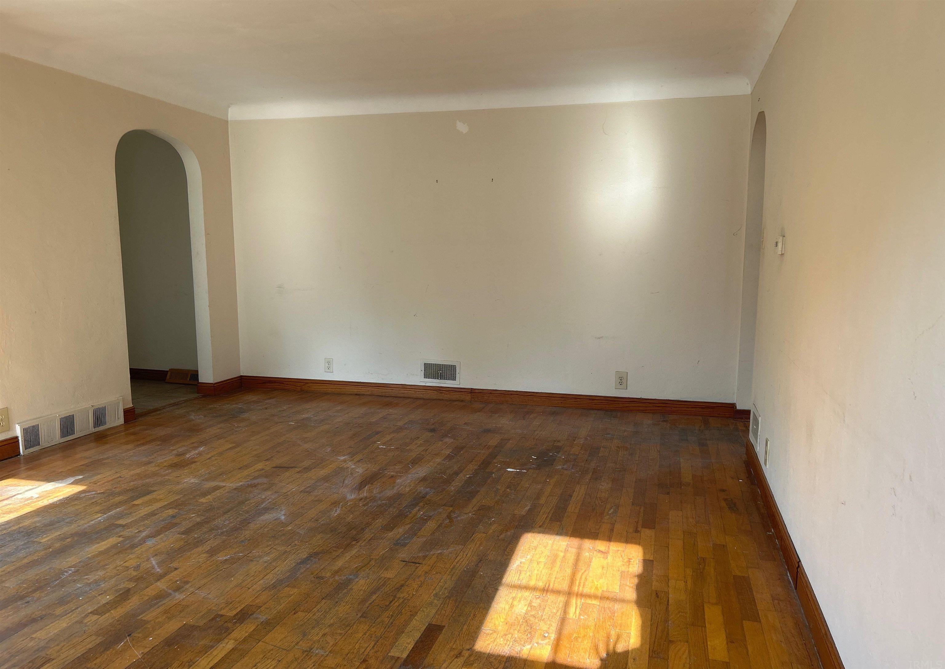525 Stratton Road Fort Wayne, IN 46825 - Photo 5 of 18 Gallery Image 5