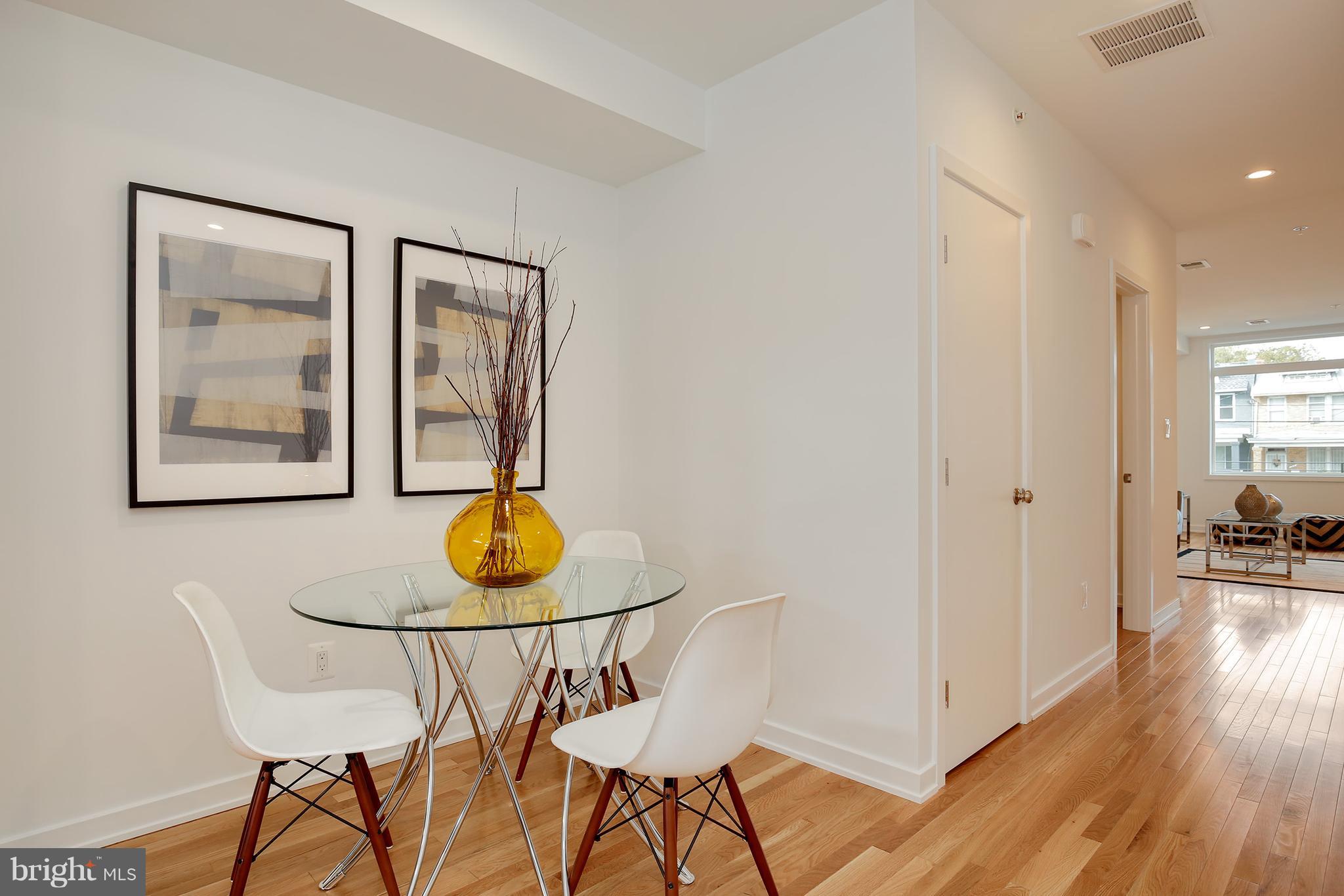 714 Madison Street Northwest, Unit A Washington, DC 20011 - Photo 8 of 32