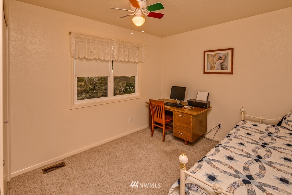 8577 Bender Road Lynden, WA 98264 - Photo 13 of 15 Gallery Image 13