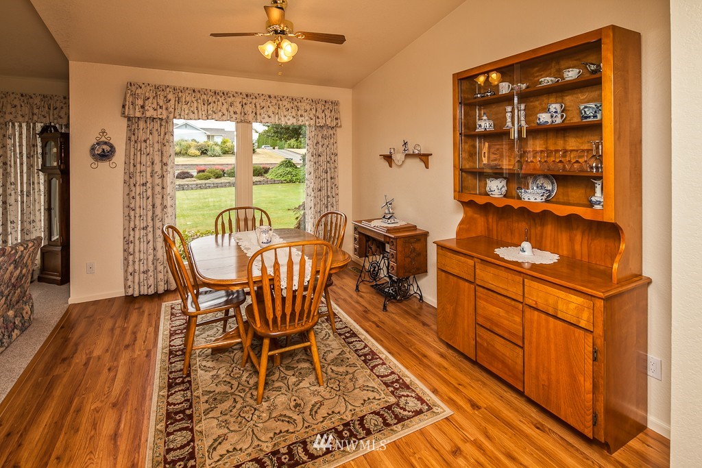 8577 Bender Road Lynden, WA 98264 - Photo 5 of 15 Gallery Image 5