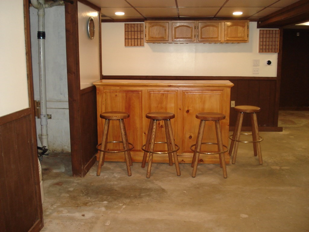 165 Gardner Road Hubbardston, MA 01452 - Photo 14 of 27 Gallery Image 14