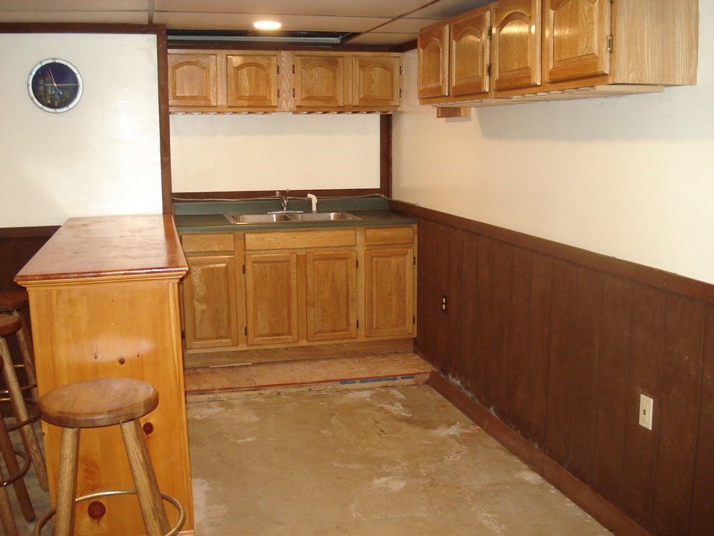 165 Gardner Road Hubbardston, MA 01452 - Photo 15 of 27 Gallery Image 15