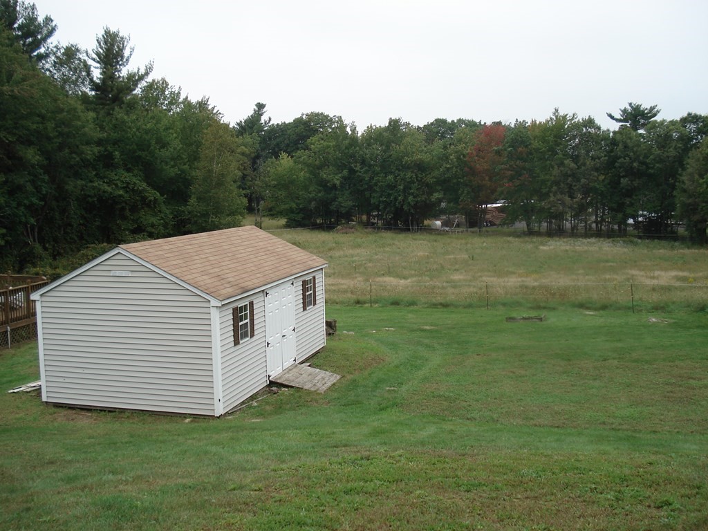 165 Gardner Road Hubbardston, MA 01452 - Photo 26 of 27 Gallery Image 26