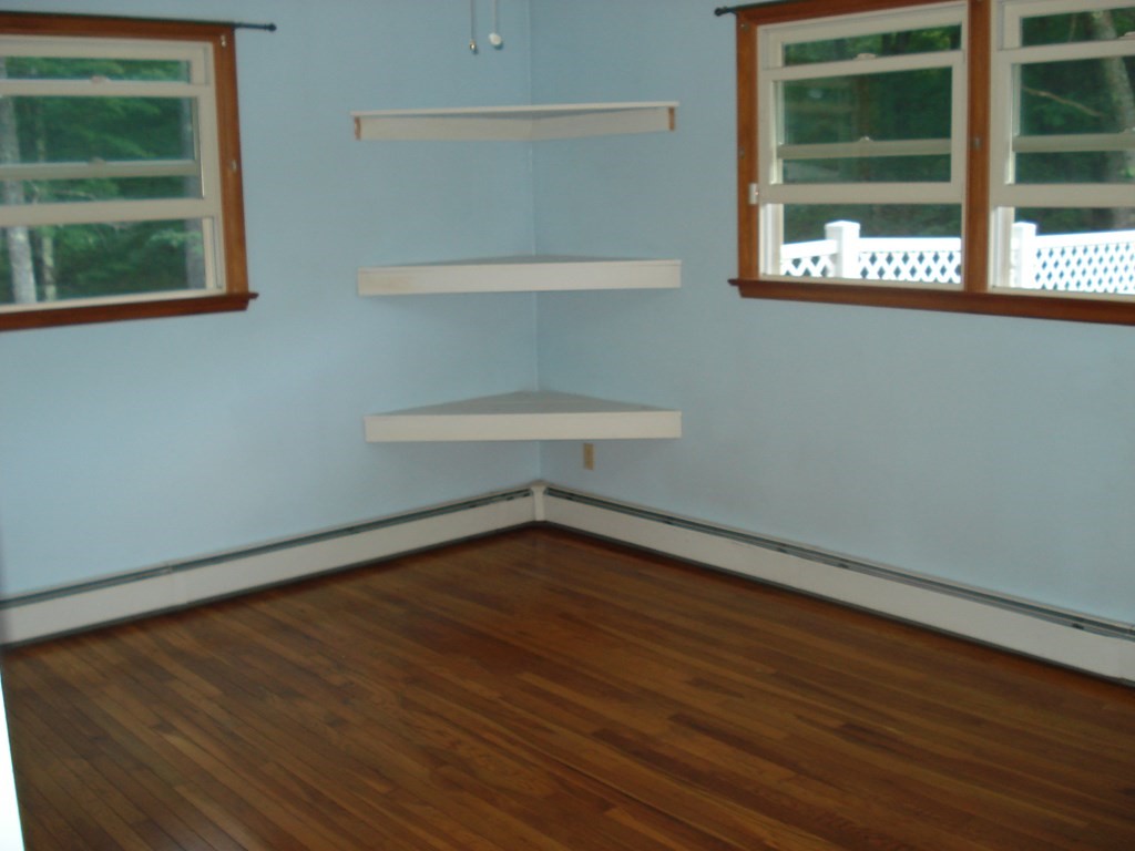 165 Gardner Road Hubbardston, MA 01452 - Photo 6 of 27 Gallery Image 6