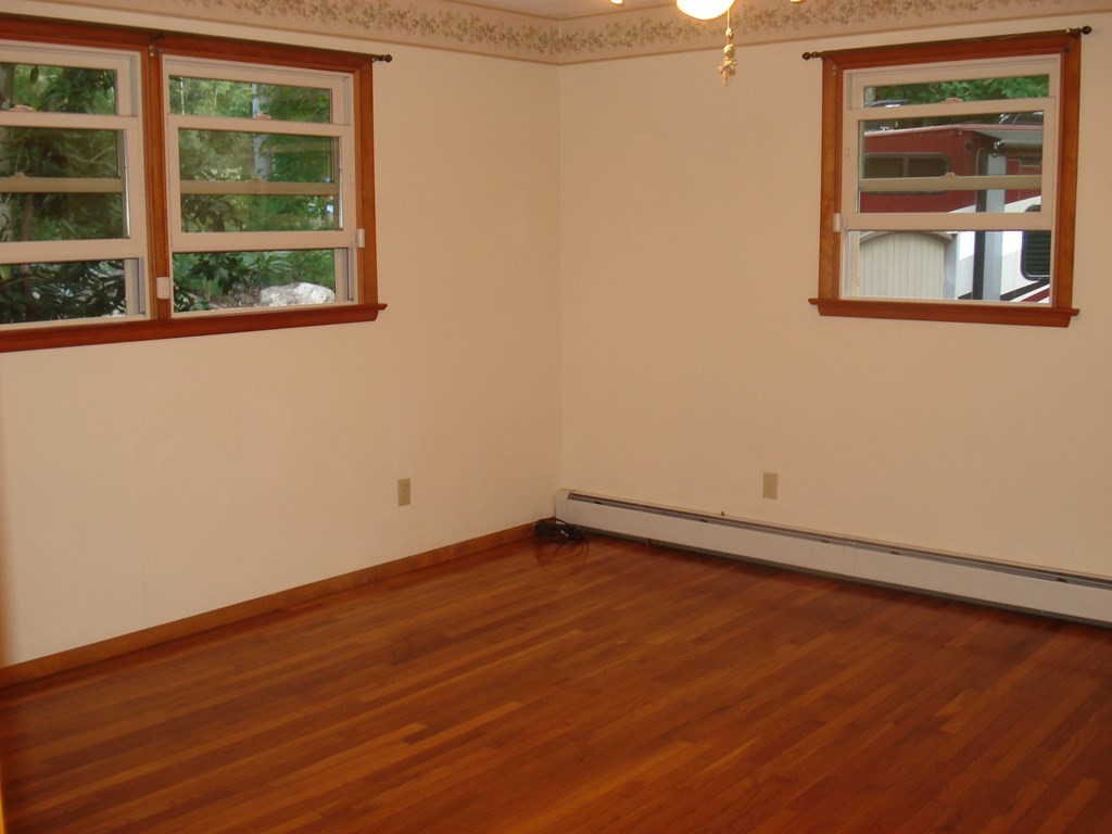 165 Gardner Road Hubbardston, MA 01452 - Photo 7 of 27 Gallery Image 7