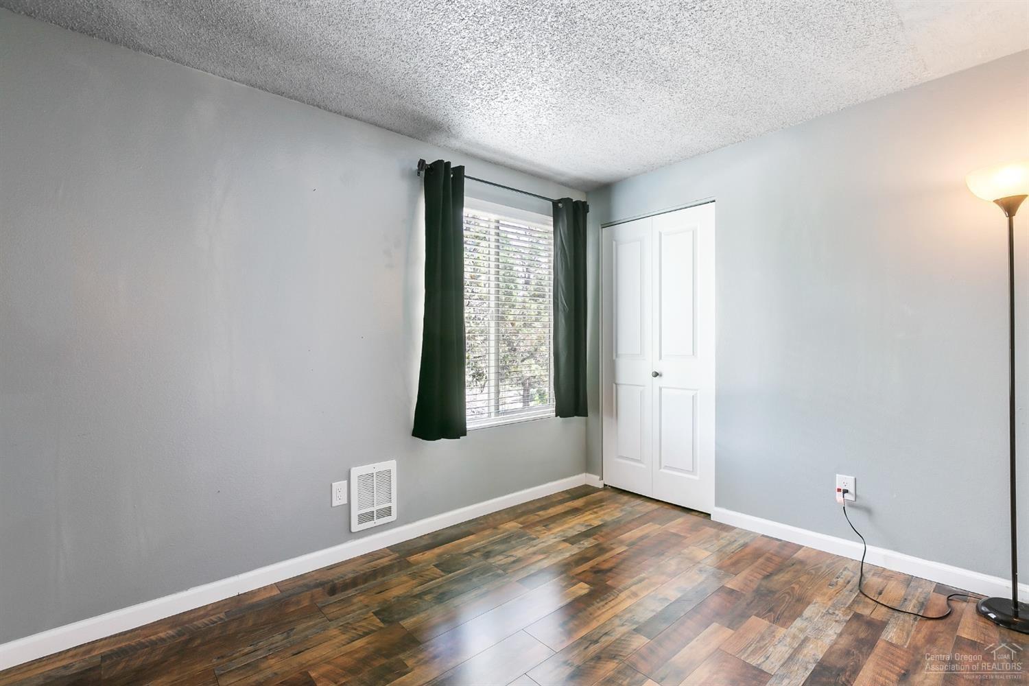 1700 Northeast Wells Acres Road, Unit 37 Bend, OR 97701 - Photo 17 of 22 Gallery Image 17