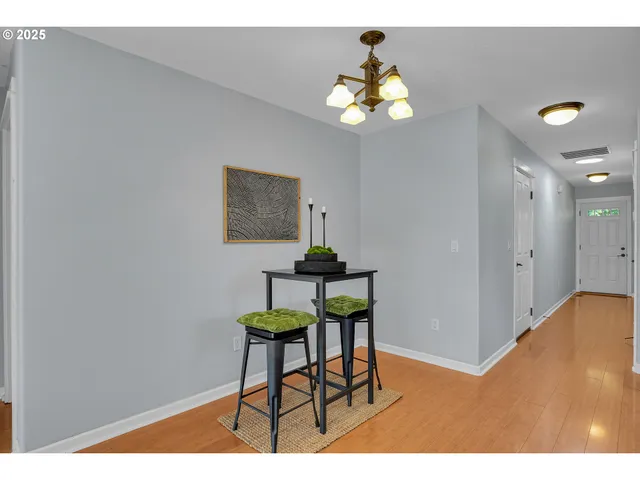 $445,000 | 2768 29th Avenue, Forest Grove, OR 97116