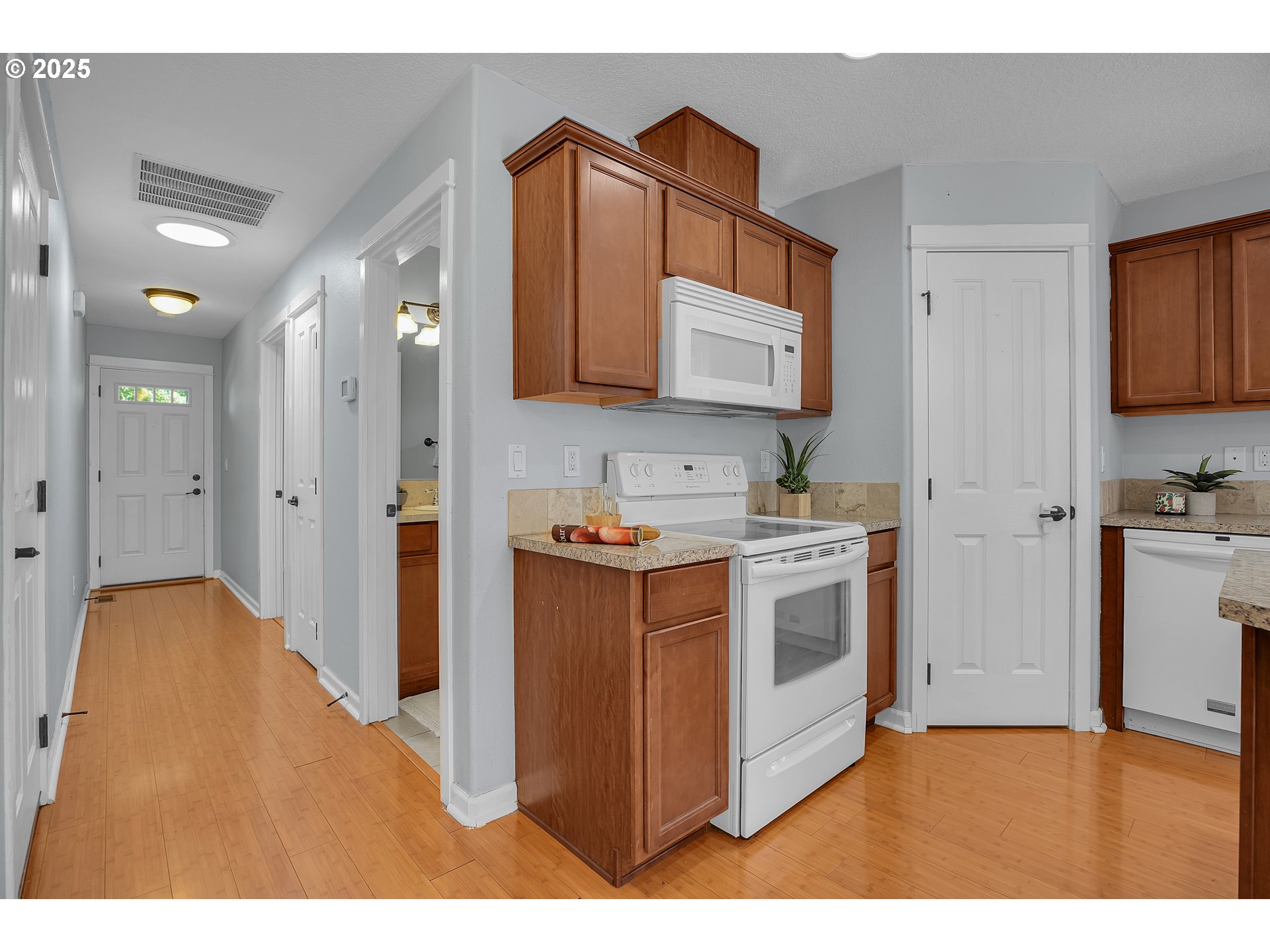 2768 29th Avenue Forest Grove, OR 97116 - Photo 12 of 46