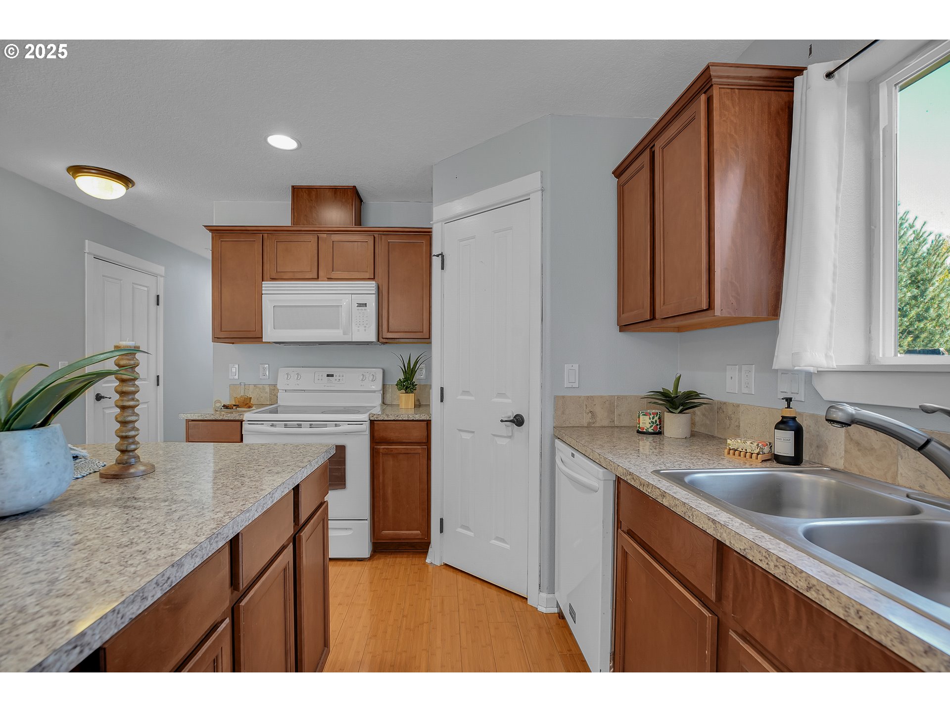 2768 29th Avenue Forest Grove, OR 97116 - Photo 13 of 46