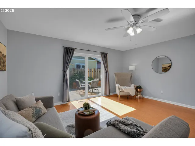 $445,000 | 2768 29th Avenue, Forest Grove, OR 97116