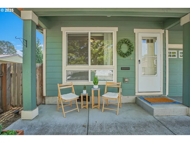 $445,000 | 2768 29th Avenue, Forest Grove, OR 97116